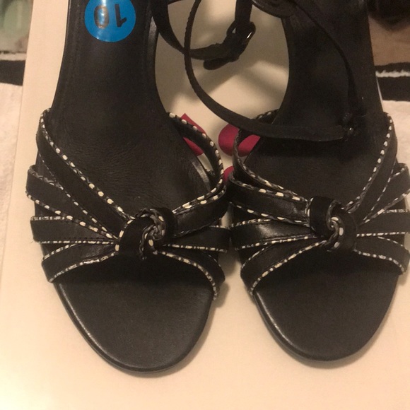 COPY - Authentic COACH KITTEN HEEL Sling back sandal S 9 - Picture 6 of 7